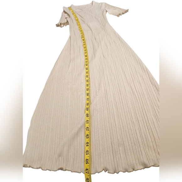 Everlane- Open Back Rlbbed Dress in Parchmen Women's Sz Medium Beige. - Picture 8 of 8